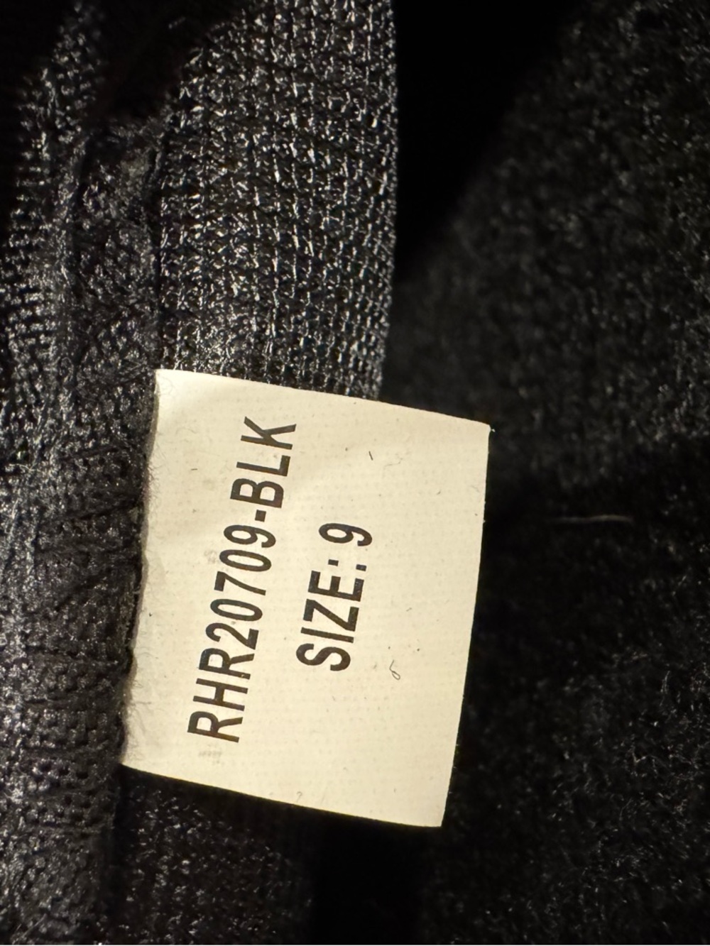 Men’s 9 Kamik winter boots - Picture 6 of 7